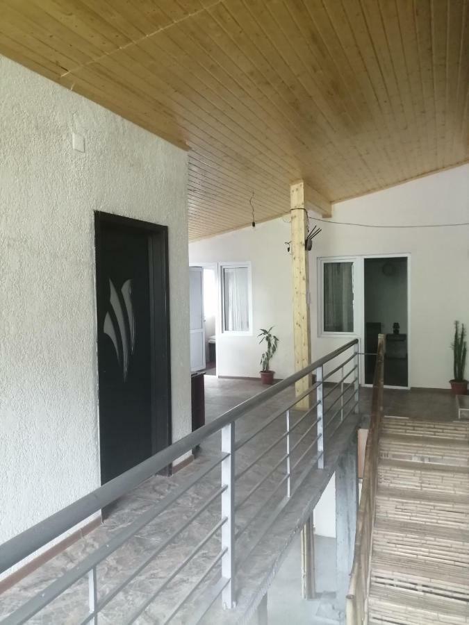 Jeiran Japaridze'S Guesthouse Mestia Esterno foto