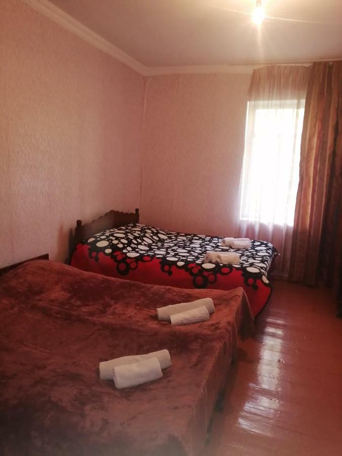 Jeiran Japaridze'S Guesthouse Mestia Esterno foto